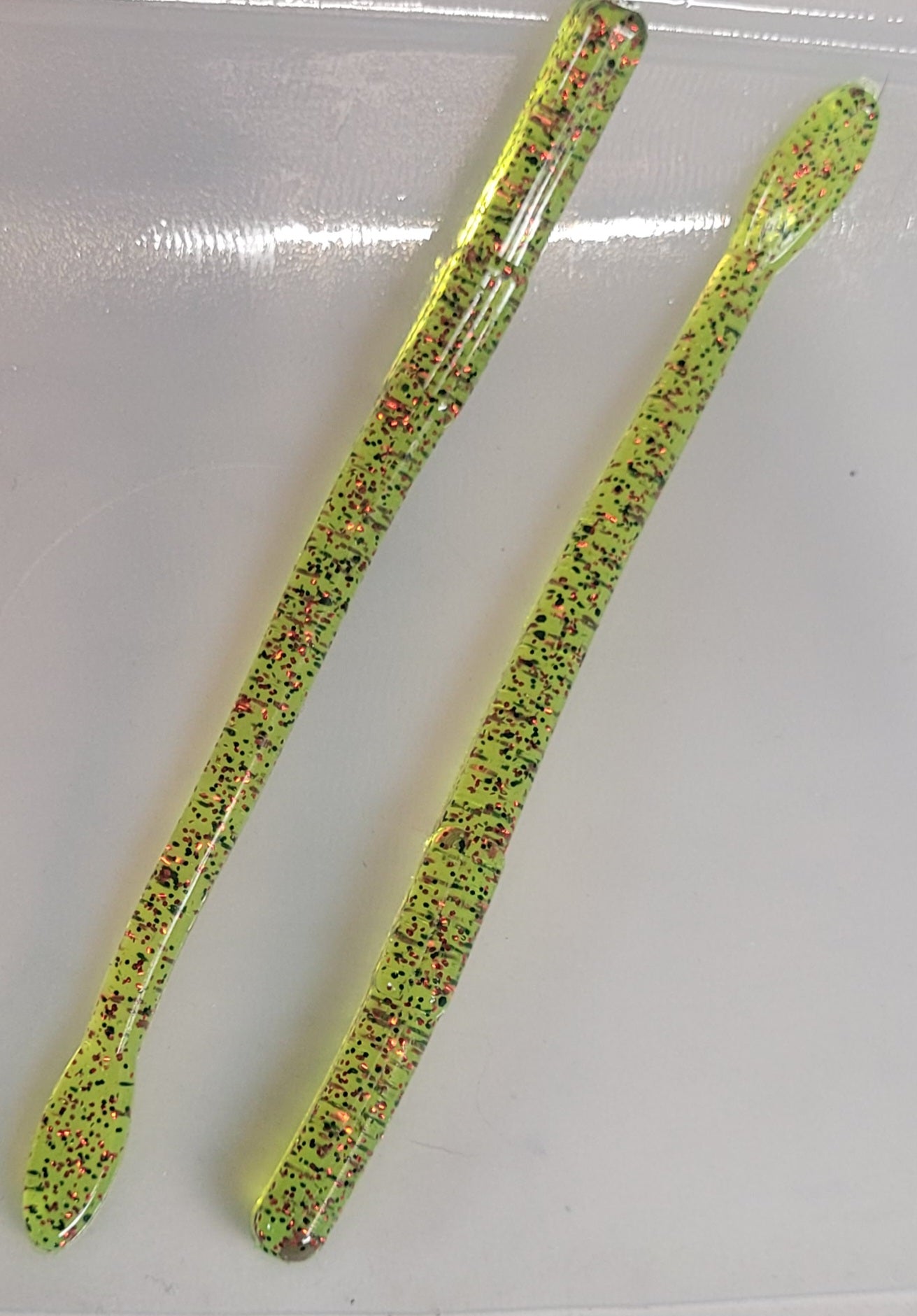 6" Fury Worm - 16 Pack