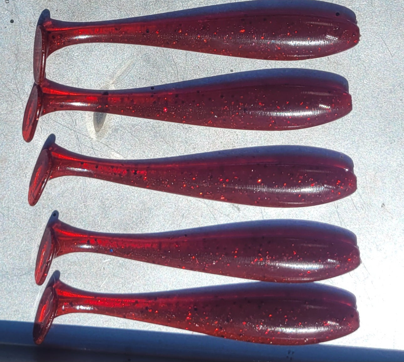 4" Bass Riot w/hook slot - 6 Pack