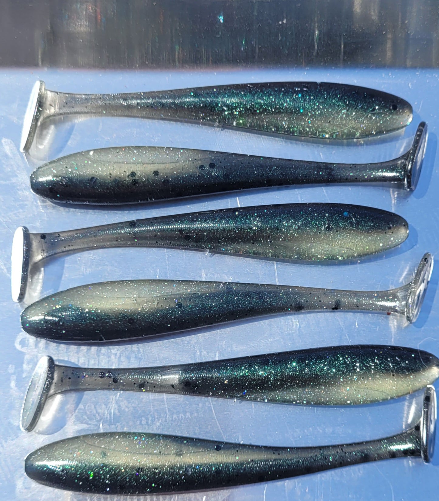 4" Bass Riot w/hook slot - 6 Pack